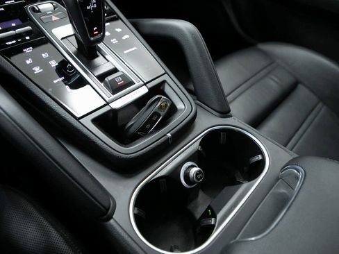 Certified 2023 Porsche Cayenne S Platinum image 23