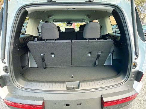 New 2026 Hyundai Santa Fe SE FWD image 12