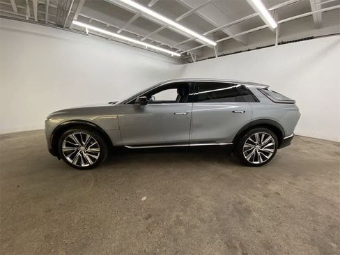 Certified 2024 Cadillac Lyriq Luxury w/ LPO, Floor Liner Package image 3