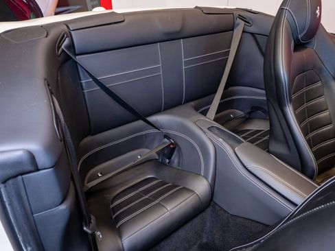 Used 2016 Ferrari California T image 24