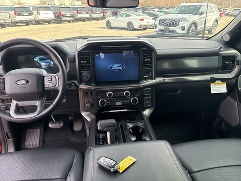 Used 2025 Ford F150 Lariat w/ Equipment Group 501A Mid image 32