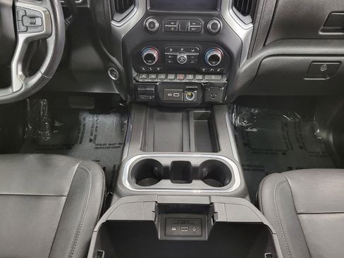 Used 2022 Chevrolet Silverado 1500 LTZ w/ LTZ Premium Package AWD/4WD image 18