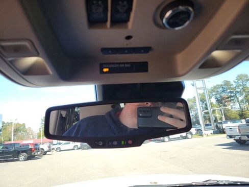 Used 2020 GMC Yukon SLT w/ Open Road Package image 18