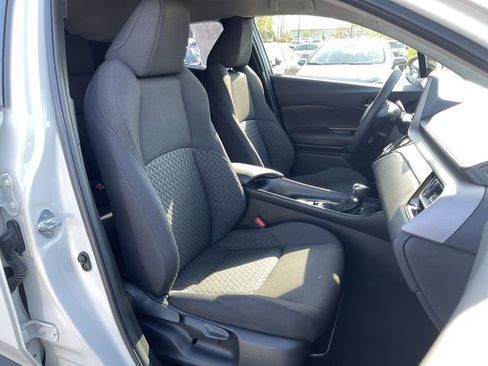 Used 2021 Toyota C-HR LE FWD image 20