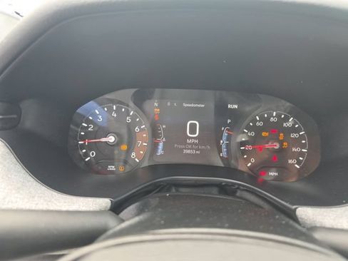 Used 2025 Jeep Compass Latitude w/ Sun & Sound Group AWD/4WD image 13