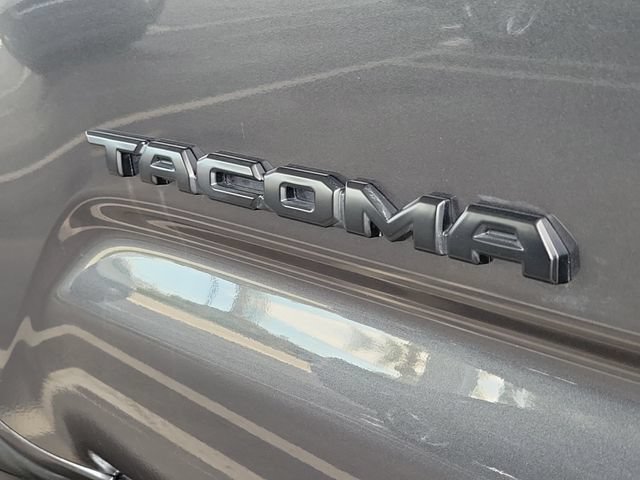 Used 2023 Toyota Tacoma TRD Off-Road w/ Black Out Package (TMS) AWD/4WD image 28