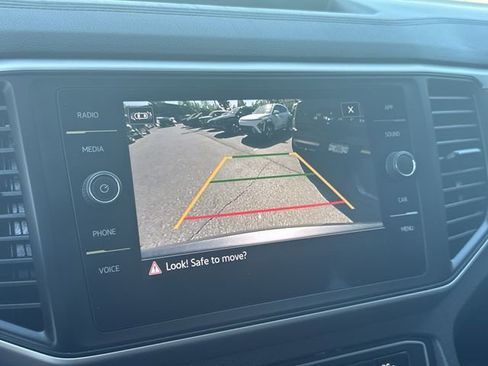 Used 2021 Volkswagen Atlas SE w/ Panoramic Sunroof Package image 31