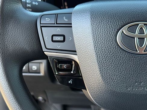 Certified 2025 Toyota Camry LE image 22