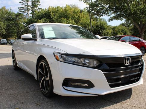 Used 2019 Honda Accord Sport image 1