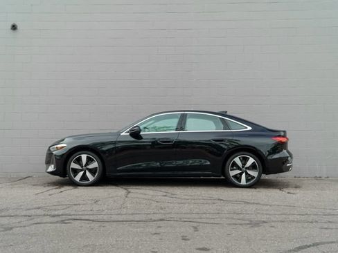 Used 2025 Audi A5 2.0T Premium w/ Convenience Package AWD/4WD image 2