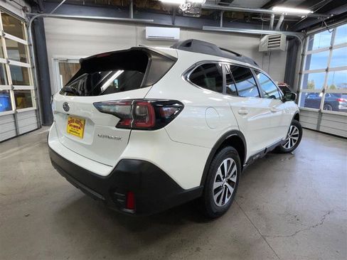 Used 2020 Subaru Outback Premium w/ Tech Package 1 image 5