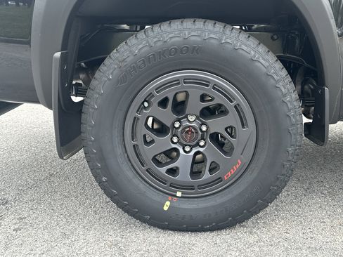 New 2026 Nissan Frontier PRO-4X w/ Pro Premium Package AWD/4WD image 17