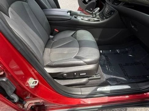 Used 2019 Buick Envision Premium w/ Driver Confidence Package AWD/4WD image 19
