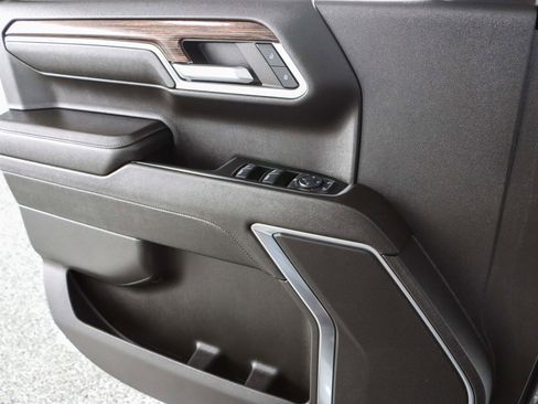 Used 2024 GMC Sierra 1500 Elevation w/ X31 Off-Road Package image 23