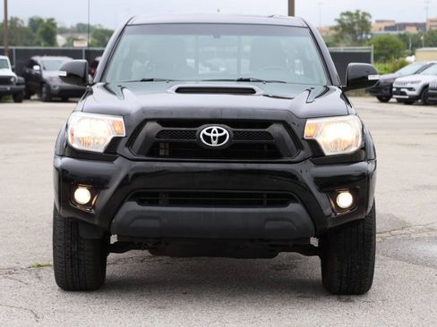 Used 2015 Toyota Tacoma 4x4 Access Cab V6 w/ TRD Sport Package image 5