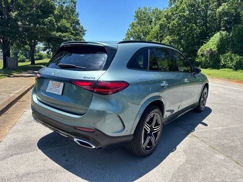 Used 2025 Mercedes-Benz GLC 350e 4MATIC image 8