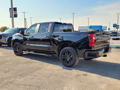 Certified 2025 Chevrolet Silverado 1500 Custom w/ LPO, Dark Essentials Package image 5