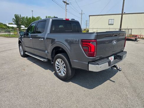 Used 2025 Ford F150 Lariat w/ Equipment Group 501A Mid AWD/4WD image 5