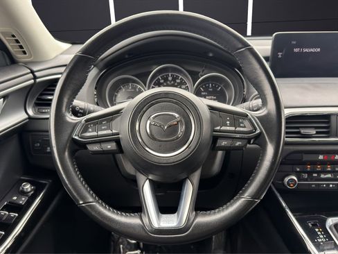 Used 2023 MAZDA CX-9 Touring image 15