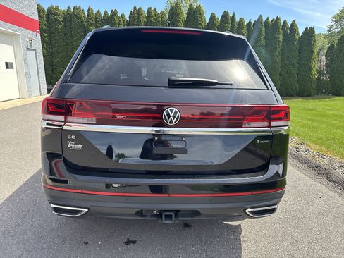 Used 2026 Volkswagen Atlas SE AWD/4WD image 4
