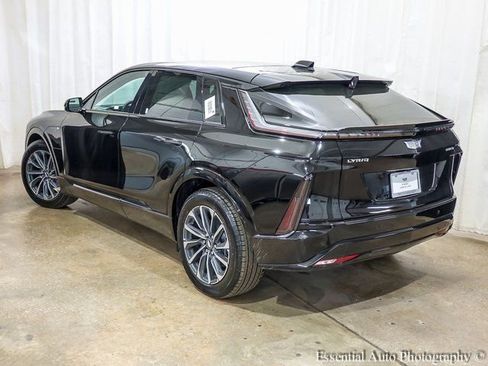 New 2025 Cadillac Lyriq Sport image 7