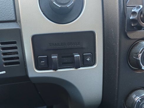 Used 2013 Ford F150 XLT w/ Luxury Equipment Group image 18