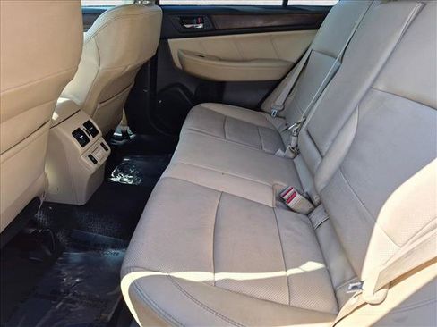 Used 2018 Subaru Outback 3.6R Limited AWD/4WD image 20