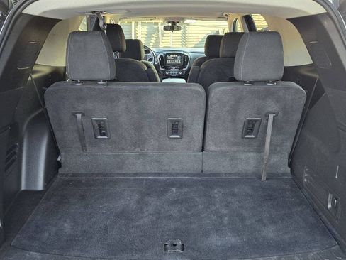Used 2019 Chevrolet Traverse LT AWD/4WD image 13