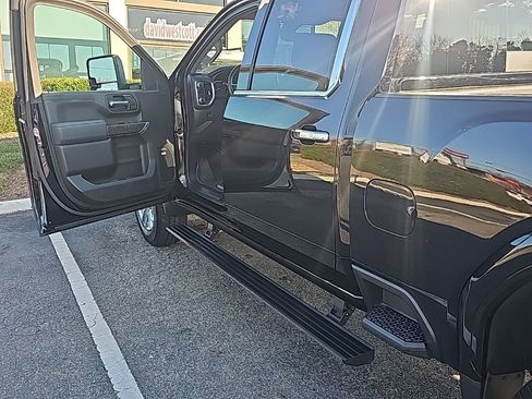 Used 2022 GMC Sierra 2500 Denali w/ Denali Ultimate Package image 10