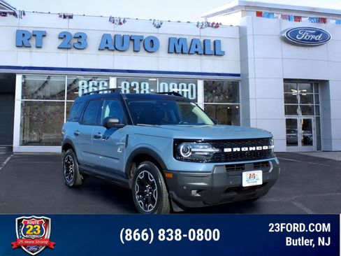 Certified 2025 Ford Bronco Sport Outer Banks w/ Outer Banks Tech Package+ AWD/4WD image 1