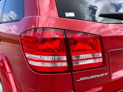 Used 2017 Dodge Journey SE w/ Flexible Seating Group FWD image 31