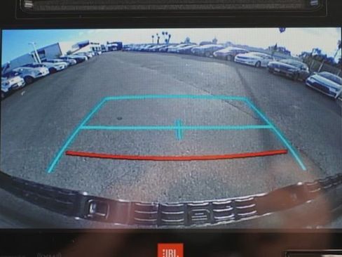 Used 2017 Toyota Tacoma TRD Off-Road image 27