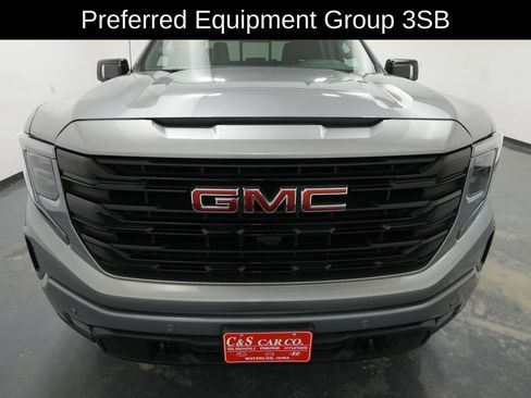 Used 2025 GMC Sierra 1500 Elevation w/ Elevation Premium Package AWD/4WD image 2
