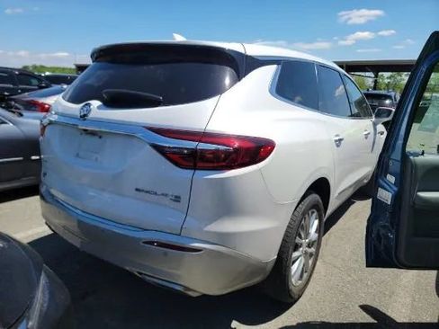Used 2018 Buick Enclave Premium w/ Experience Buick Package AWD/4WD image 4
