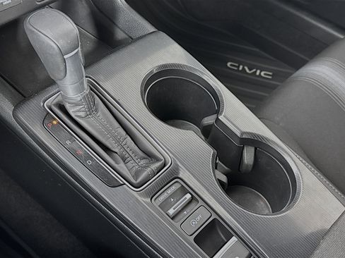 Certified 2024 Honda Civic Sport image 16