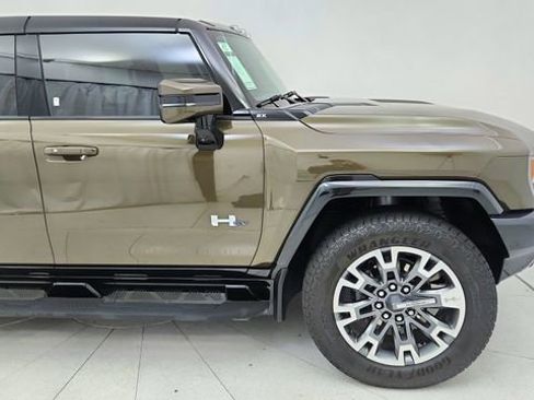 Used 2025 GMC Hummer EV 2X w/ LPO, Cargo Utility Package image 7