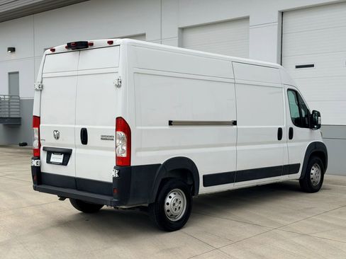 Used 2023 RAM ProMaster 2500 FWD image 5