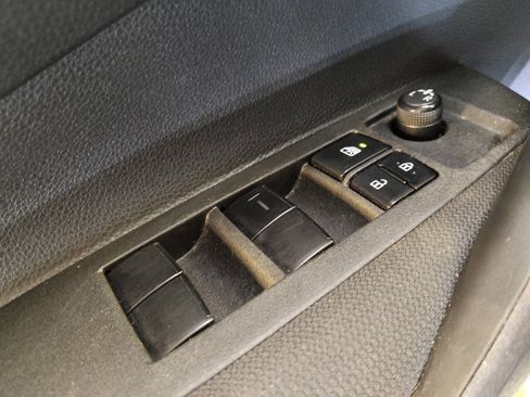 Used 2024 Toyota Corolla LE FWD image 27