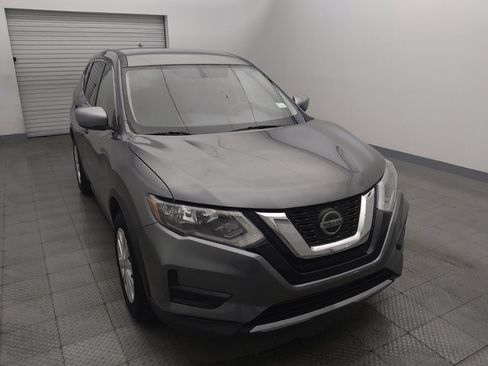 Used 2018 Nissan Rogue S FWD image 14