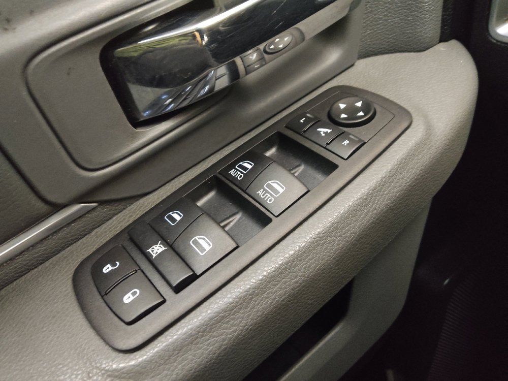 Used 2017 RAM 1500 Lone Star RWD image 27