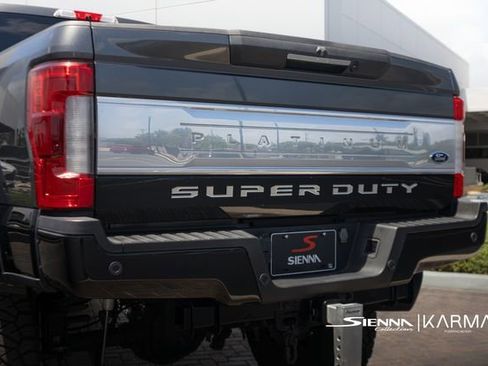 Used 2018 Ford F250 Platinum w/ Platinum Ultimate Package image 15