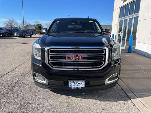 Used 2018 GMC Yukon XL SLT image 3