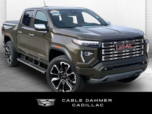 Used 2023 GMC Canyon Denali image 1