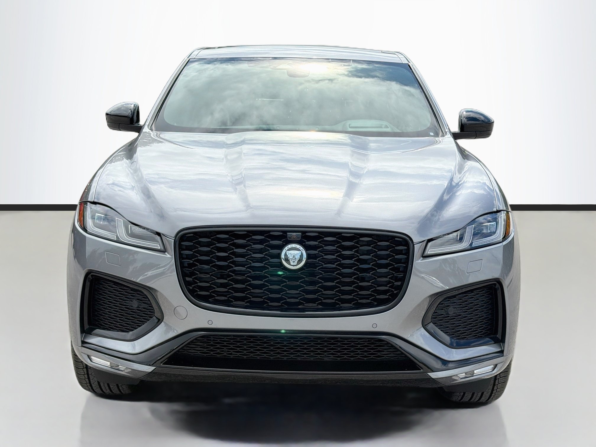 New 2026 Jaguar F-PACE R-Dynamic S AWD/4WD image 8