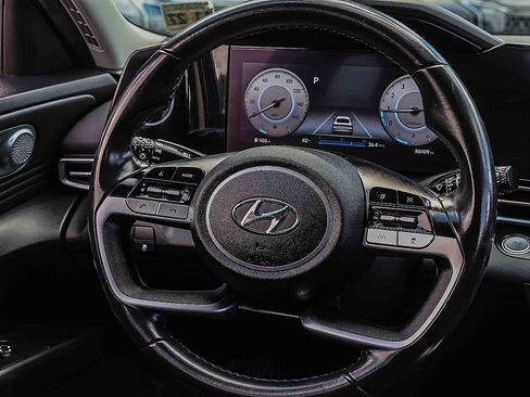Used 2023 Hyundai Elantra SEL w/ Convenience Package FWD image 14
