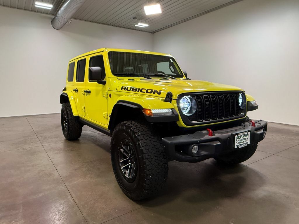 Used 2024 Jeep Wrangler Unlimited Rubicon AWD/4WD image 30