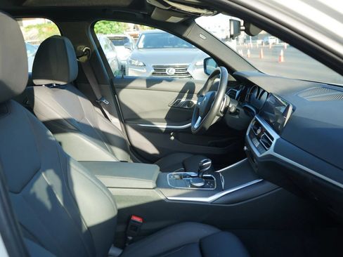 Used 2019 BMW 330i Sedan w/ Convenience Package RWD image 20