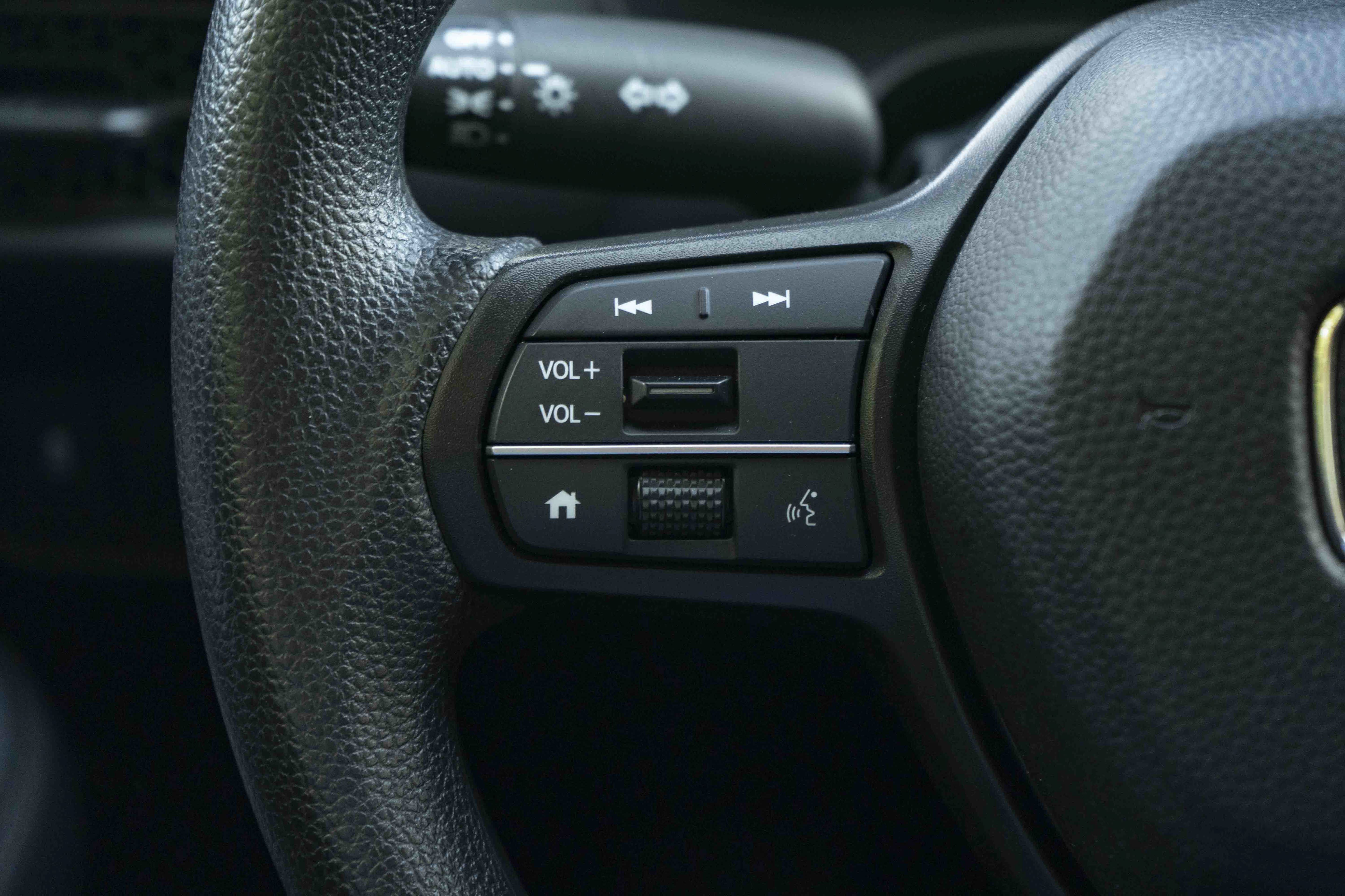 Used 2027 Honda HR-V LX image 20