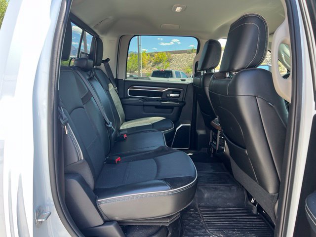 Used 2024 RAM 3500 Laramie AWD/4WD image 17