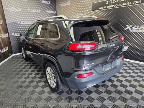 Used 2016 Jeep Cherokee Limited AWD/4WD image 11